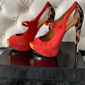 Boutique 9 multi color heels